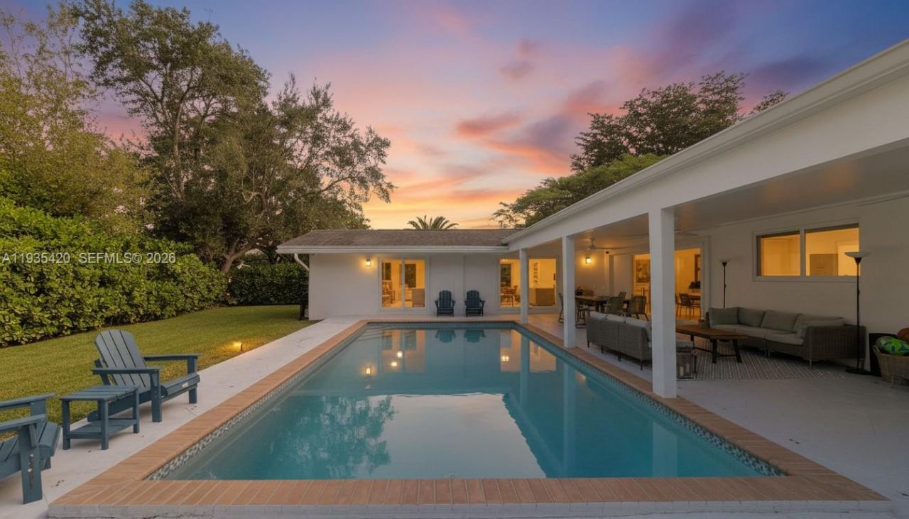 7465 SW 135th St , Pinecrest, FL 33156 Photo