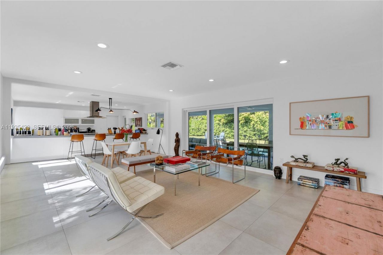 7465 SW 135th St , Pinecrest, FL 33156 Photo