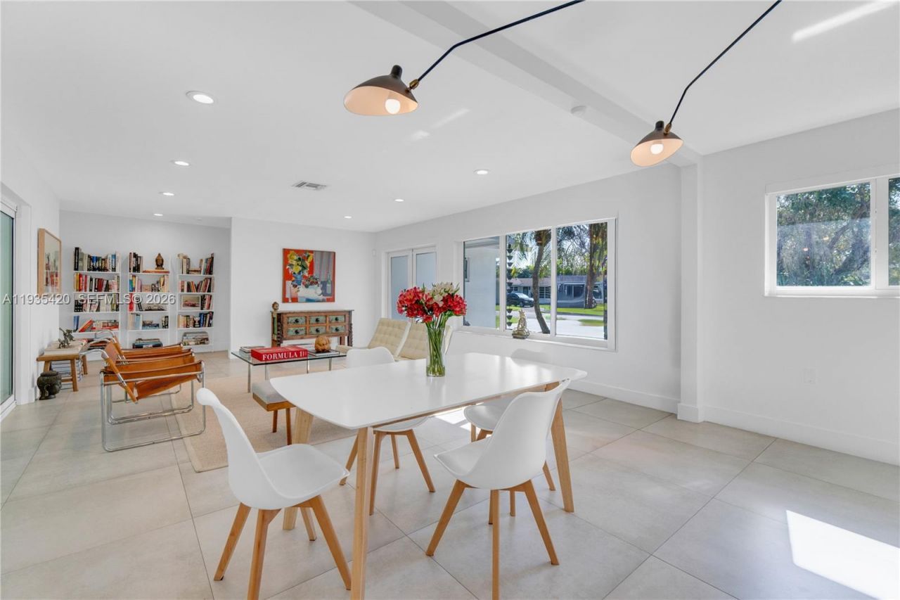 7465 SW 135th St , Pinecrest, FL 33156 Photo