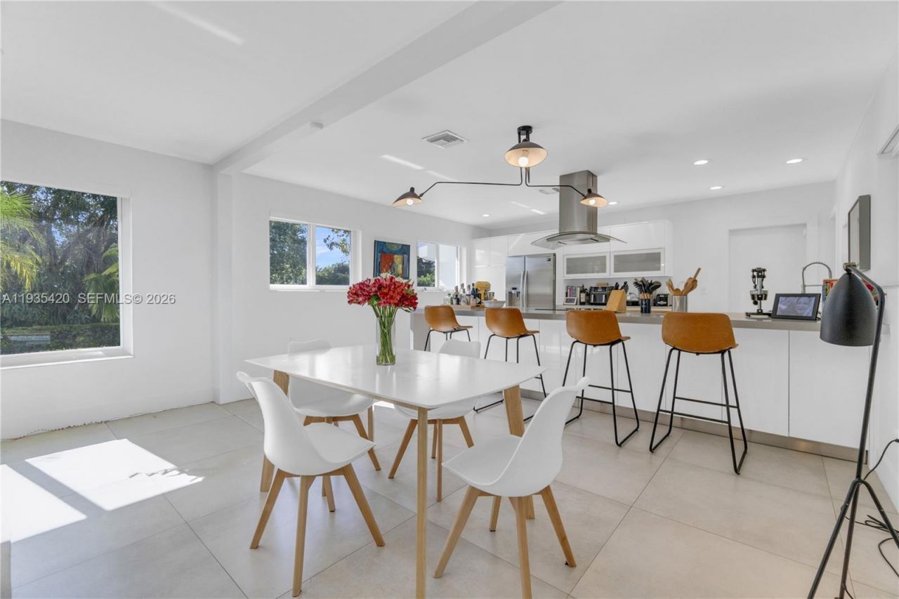 7465 SW 135th St , Pinecrest, FL 33156 Photo