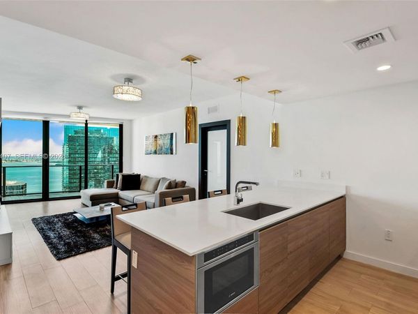 1300 S Miami Ave, Unit 3902, Miami, FL 33130