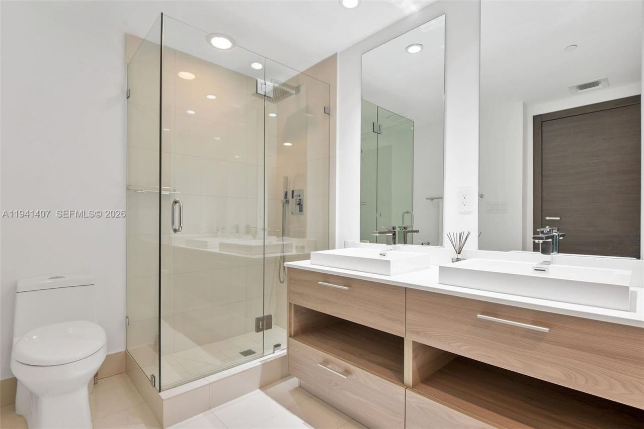 1300 S Miami Ave, Unit 3902, Miami, FL 33130 Photo