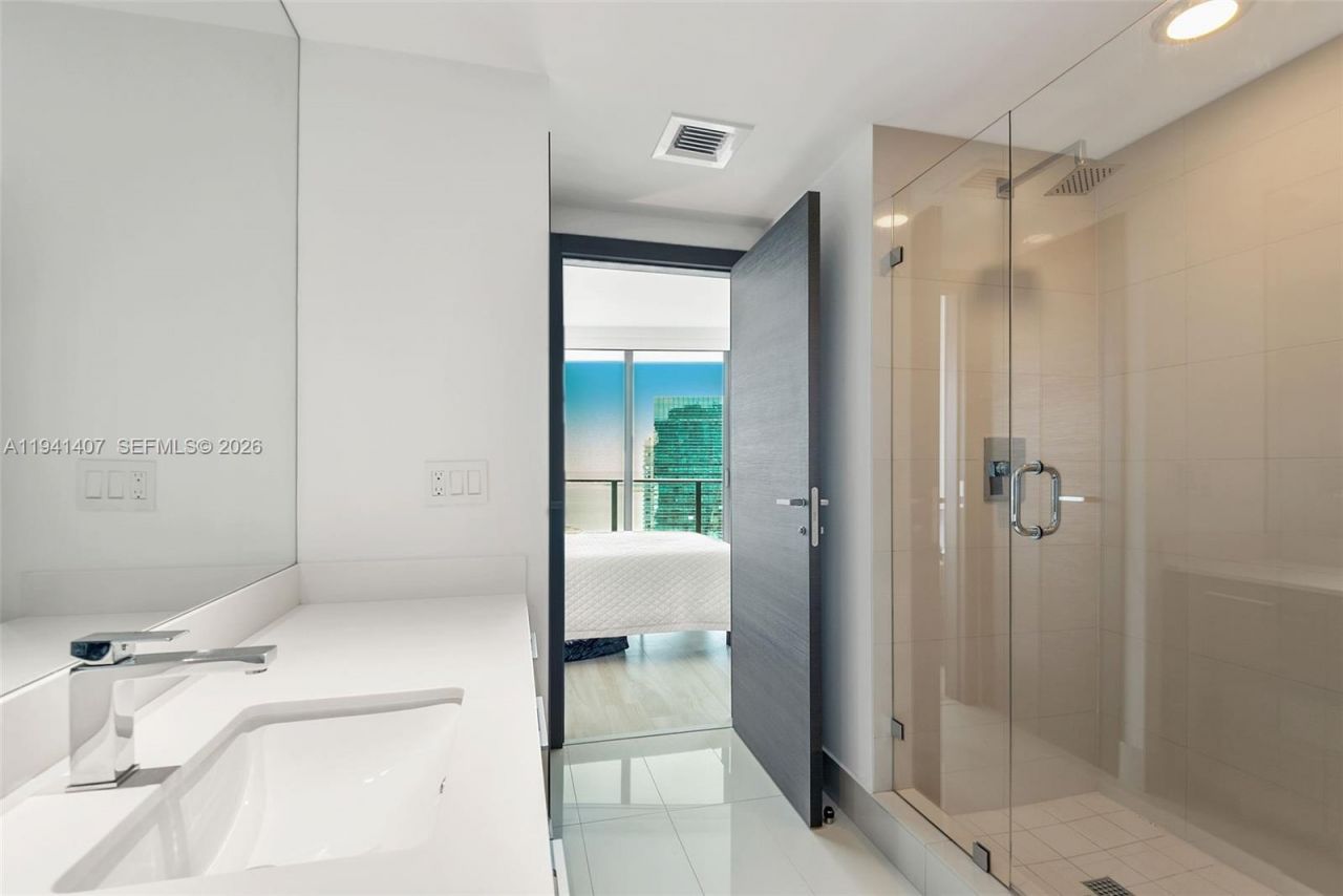 1300 S Miami Ave, Unit 3902, Miami, FL 33130 Photo