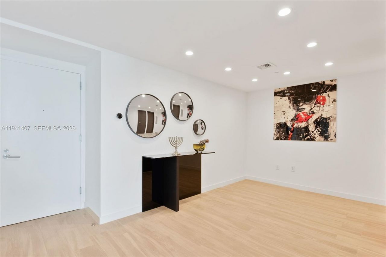 1300 S Miami Ave, Unit 3902, Miami, FL 33130 Photo