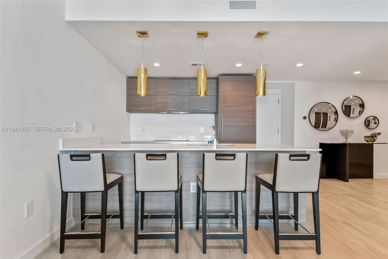 1300 S Miami Ave, Unit 3902, Miami, FL 33130 Photo