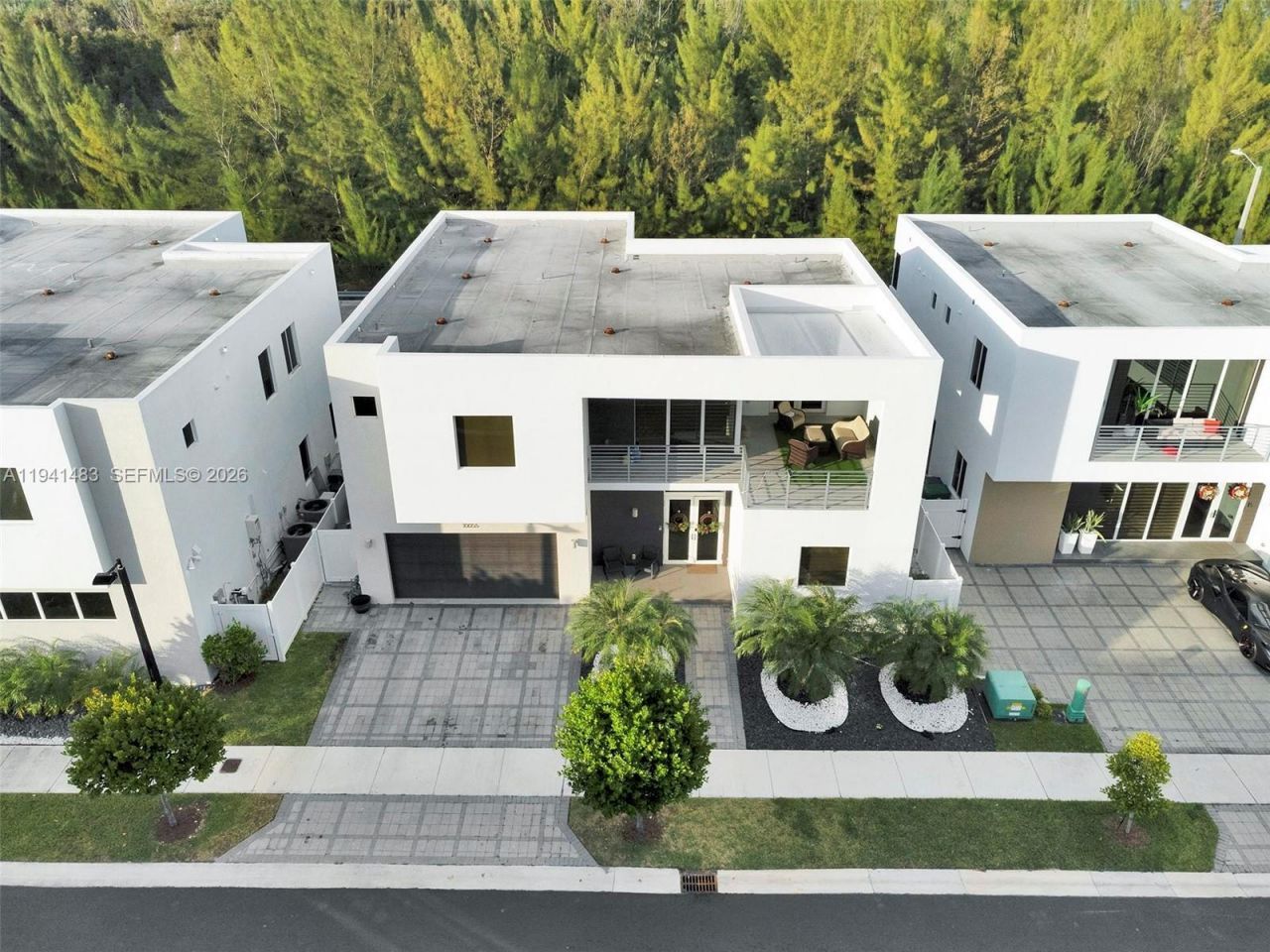 10055 NW 77th St , Doral, FL 33178 Photo