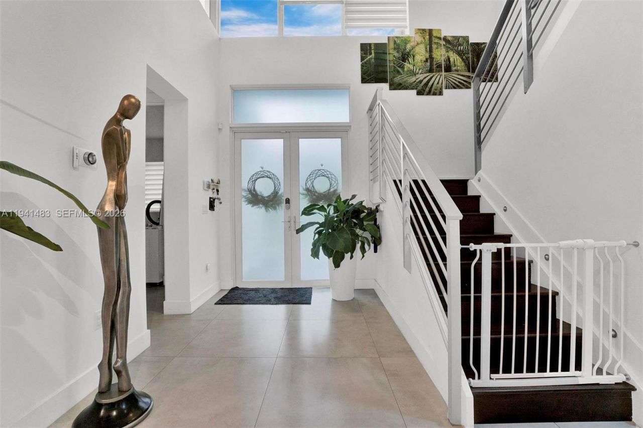 10055 NW 77th St , Doral, FL 33178 Photo