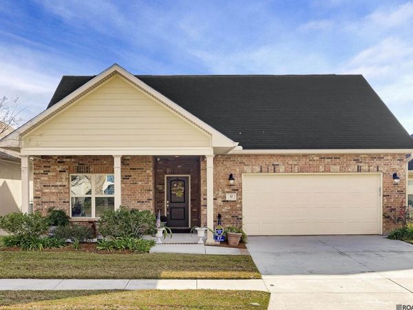 7111 Village Maison Ct, Unit #37, Baton Rouge, LA 70809