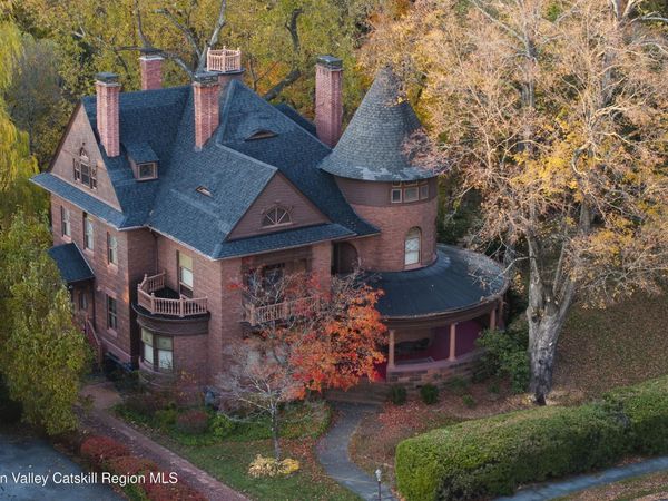 77 W Chestnut Street, Kingston, NY 12401