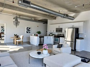 1001 Belleview Street, Unit 201, Dallas, TX 75215