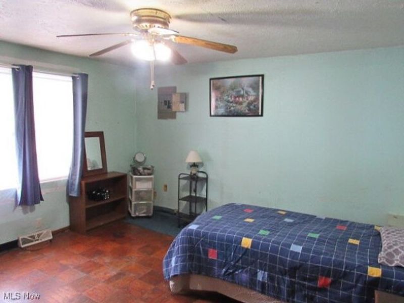 5211 Hecock Avenue, Lorain, OH 44055 Photo 13
