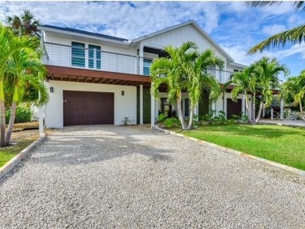 5708 HOLMES BOULEVARD, HOLMES BEACH, FL 34217