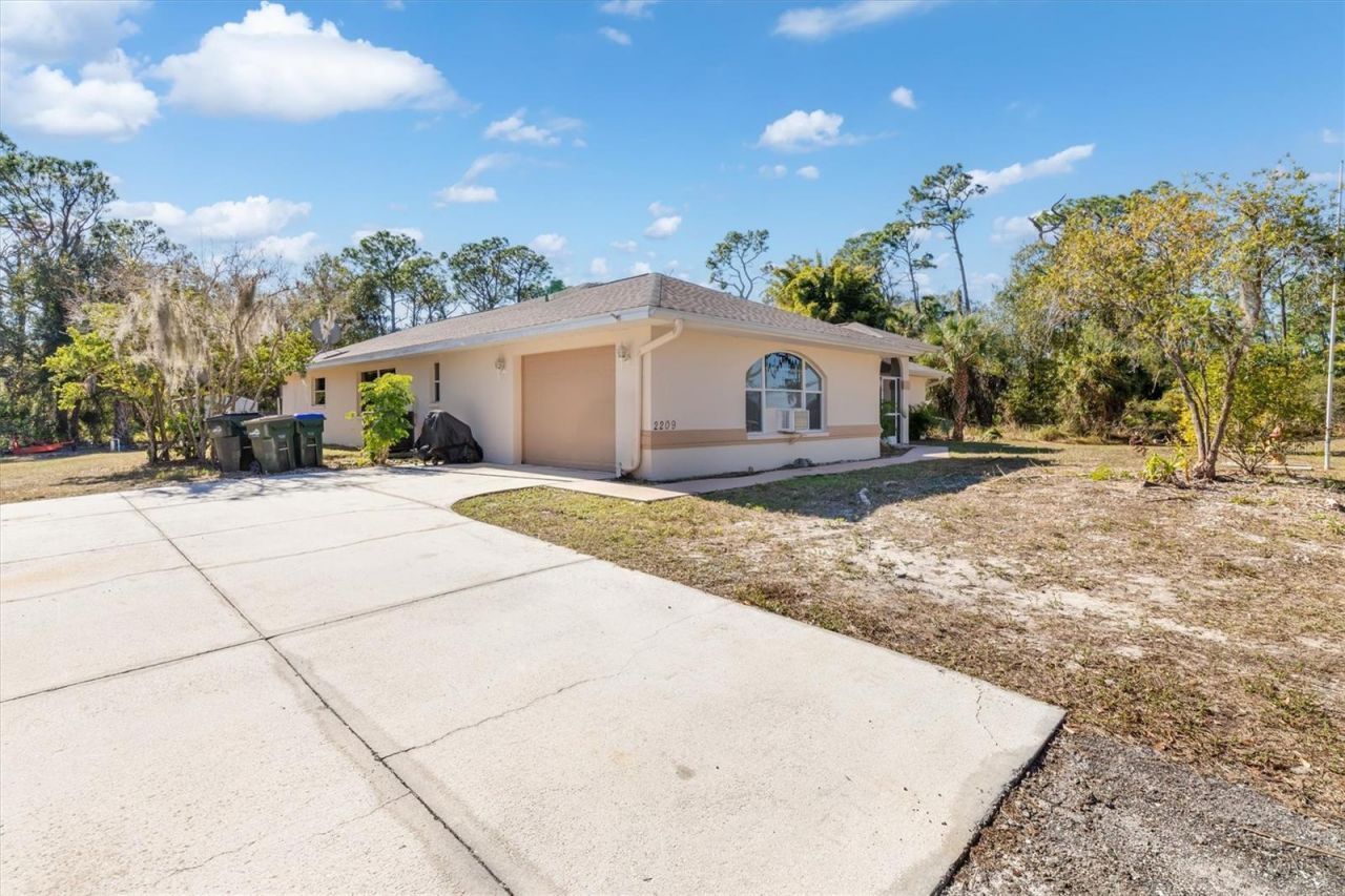 2209 Tropicaire Boulevard, North Port, FL 34286 Photo