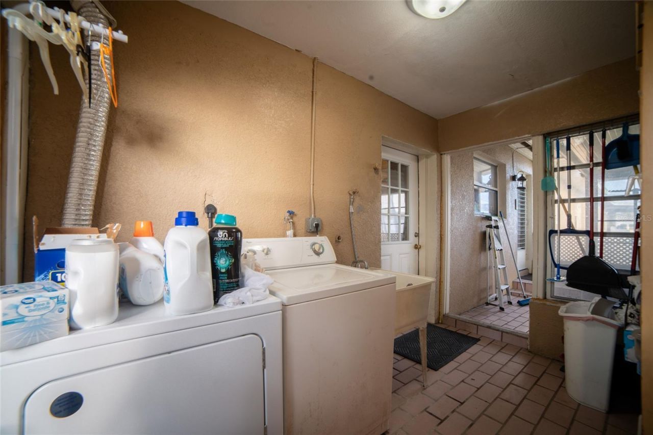 1665 Hope Street, Intercession City, FL 33848 Photo