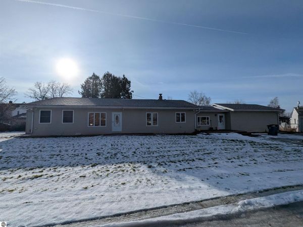 534 Main Street S, Au Gres, MI 48703