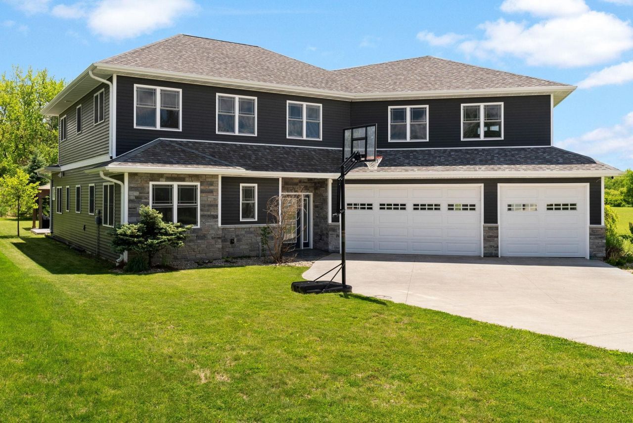 4307 Bellgrove Lane Madison, WI 53704