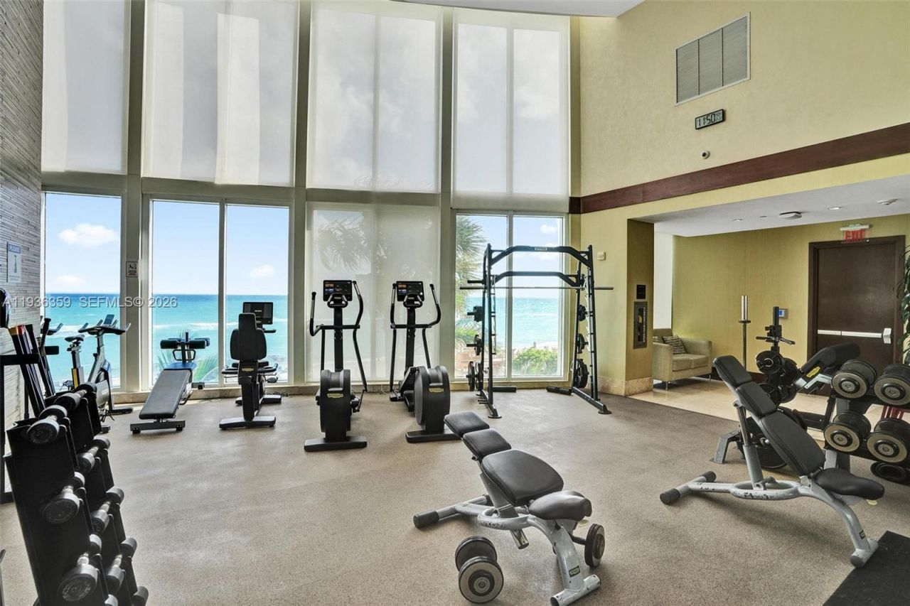 15811 Collins Ave, Unit 2201, Sunny Isles Beach, FL 33160 Photo