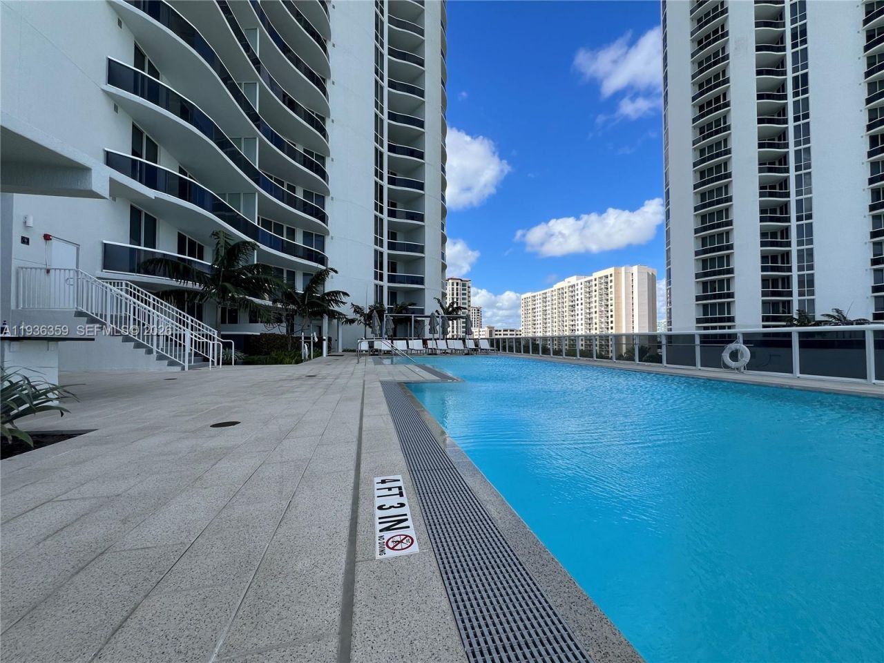 15811 Collins Ave, Unit 2201, Sunny Isles Beach, FL 33160 Photo