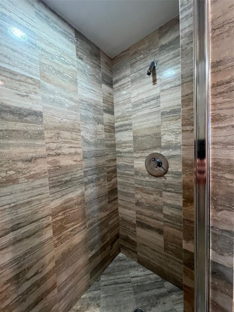 15811 Collins Ave, Unit 2201, Sunny Isles Beach, FL 33160 Photo