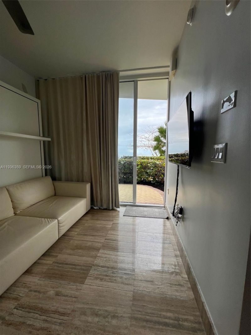 15811 Collins Ave, Unit 2201, Sunny Isles Beach, FL 33160 Photo