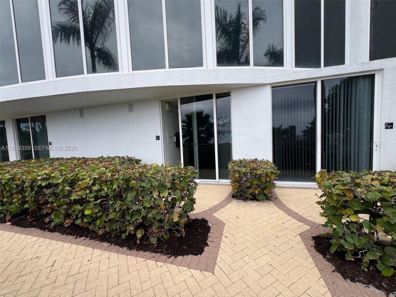 15811 Collins Ave, Unit 2201, Sunny Isles Beach, FL 33160 Photo