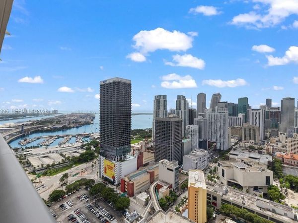 159 NE 6th St , Unit 3512, Miami, FL 33132