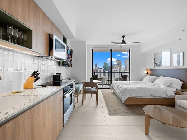 159 NE 6th St, Unit 3512, Miami, FL 33132