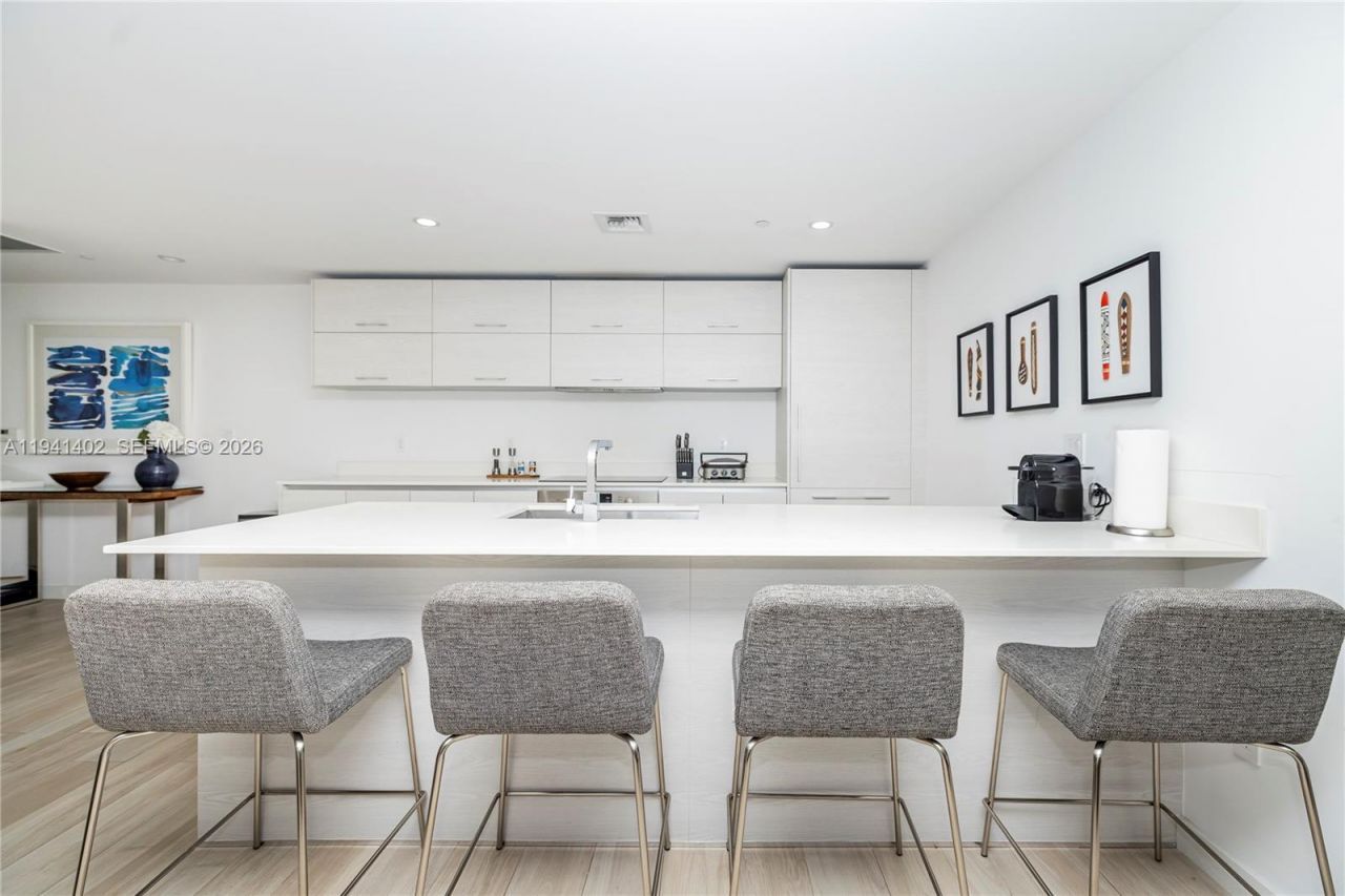 1300 S Miami Ave, Unit 2210, Miami, FL 33130 Photo