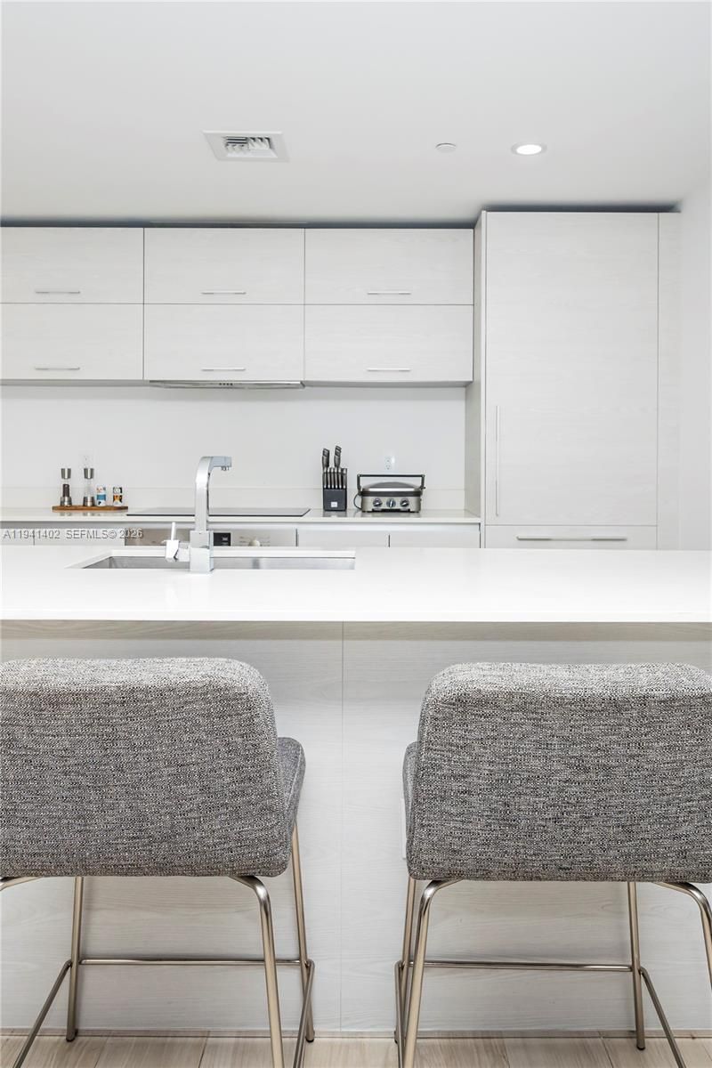 1300 S Miami Ave, Unit 2210, Miami, FL 33130 Photo