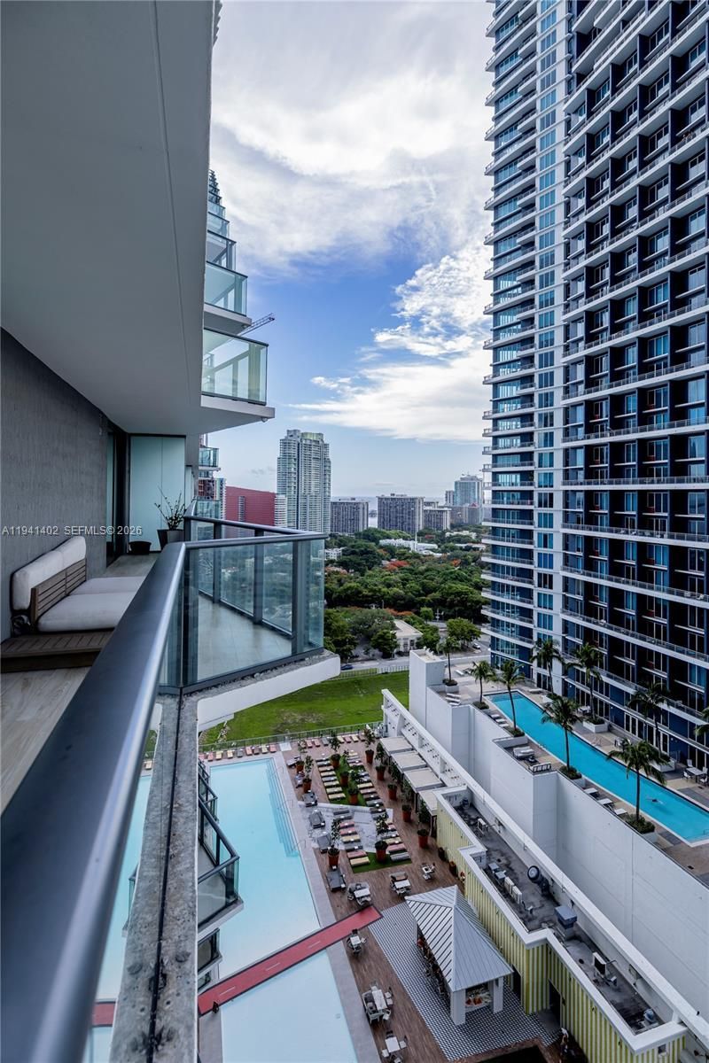 1300 S Miami Ave, Unit 2210, Miami, FL 33130 Photo