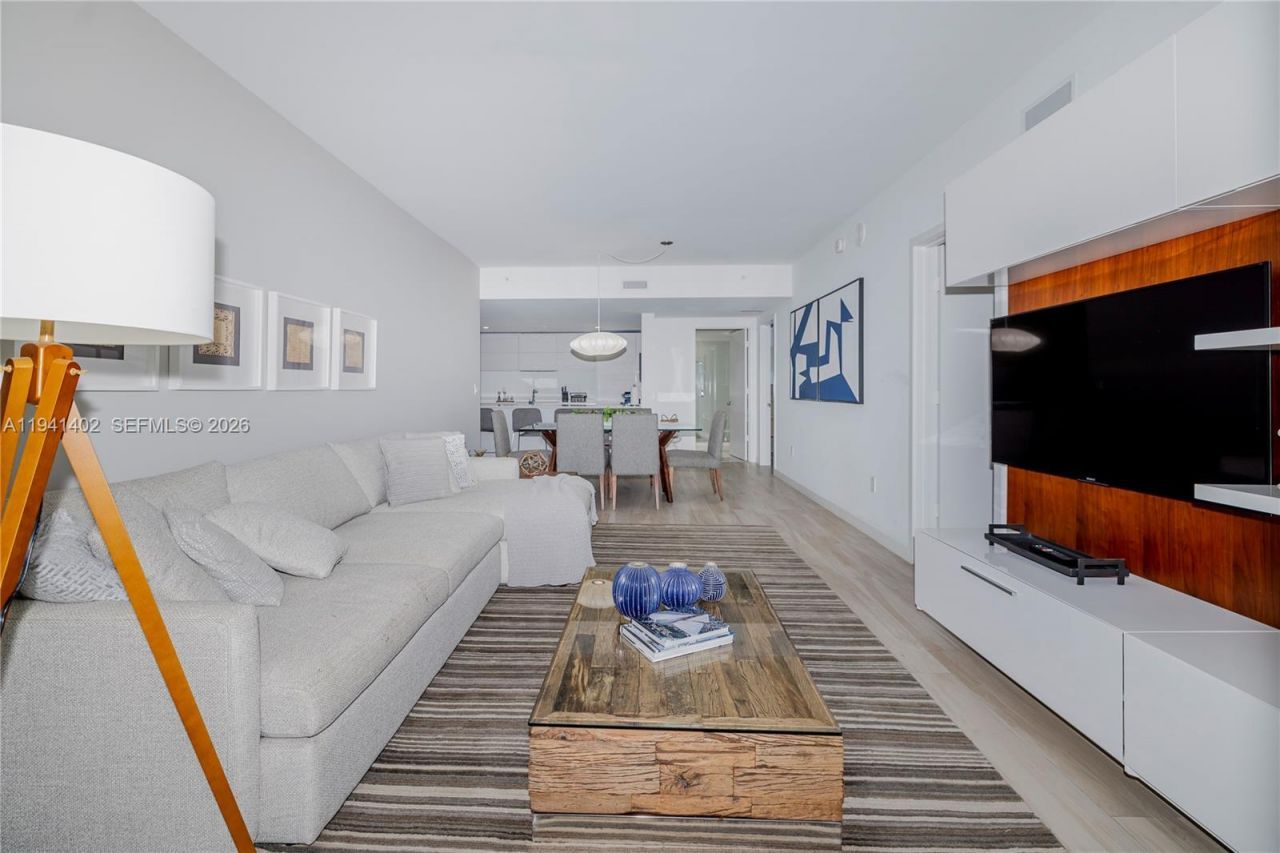 1300 S Miami Ave, Unit 2210, Miami, FL 33130 Photo