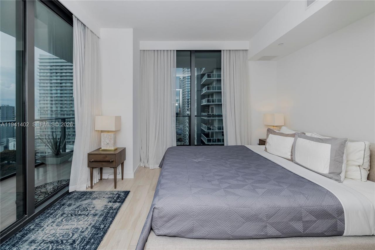 1300 S Miami Ave, Unit 2210, Miami, FL 33130 Photo