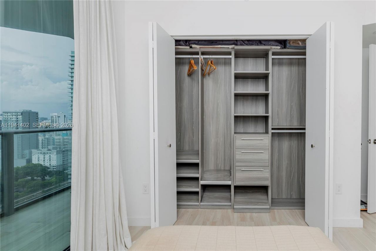 1300 S Miami Ave, Unit 2210, Miami, FL 33130 Photo