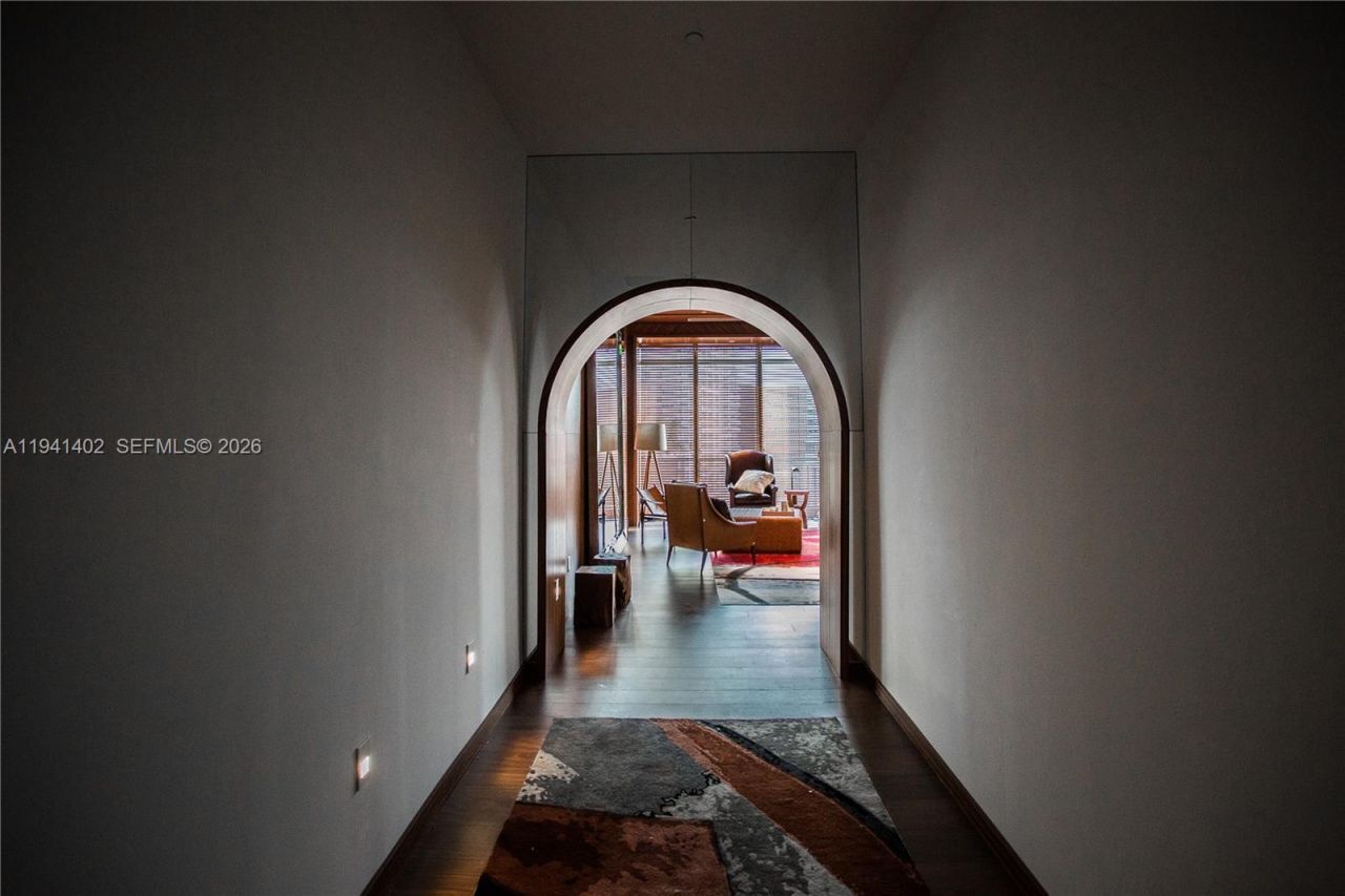 1300 S Miami Ave, Unit 2210, Miami, FL 33130 Photo