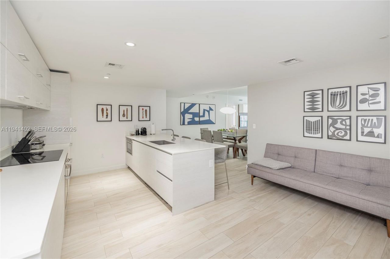 1300 S Miami Ave, Unit 2210, Miami, FL 33130 Photo