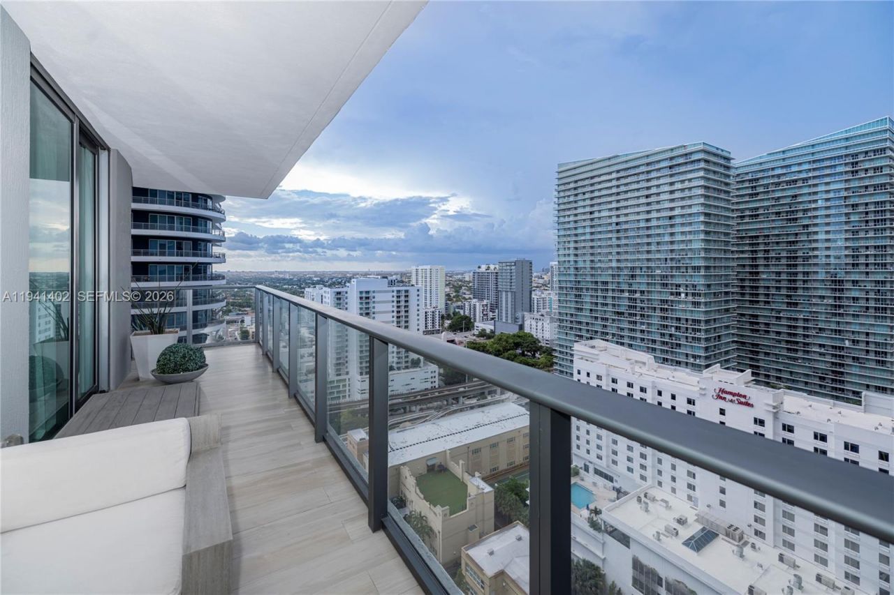 1300 S Miami Ave, Unit 2210, Miami, FL 33130 Photo