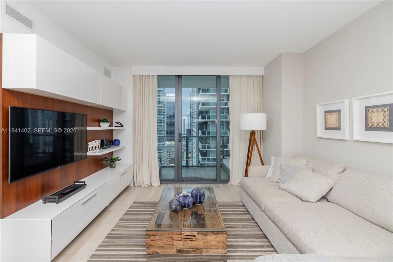 1300 S Miami Ave, Unit 2210, Miami, FL 33130 Photo