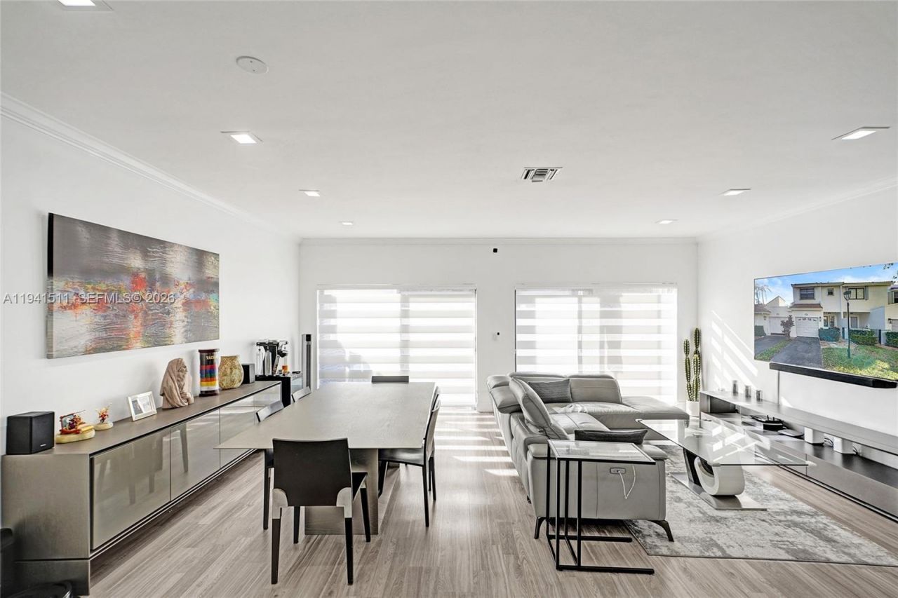 21150 Jib Ct, Unit J12, Aventura, FL 33180 Photo