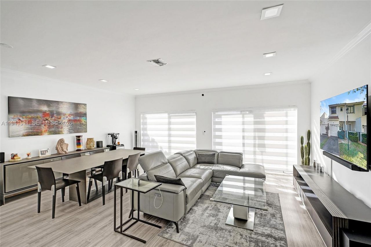 21150 Jib Ct, Unit J12, Aventura, FL 33180 Photo