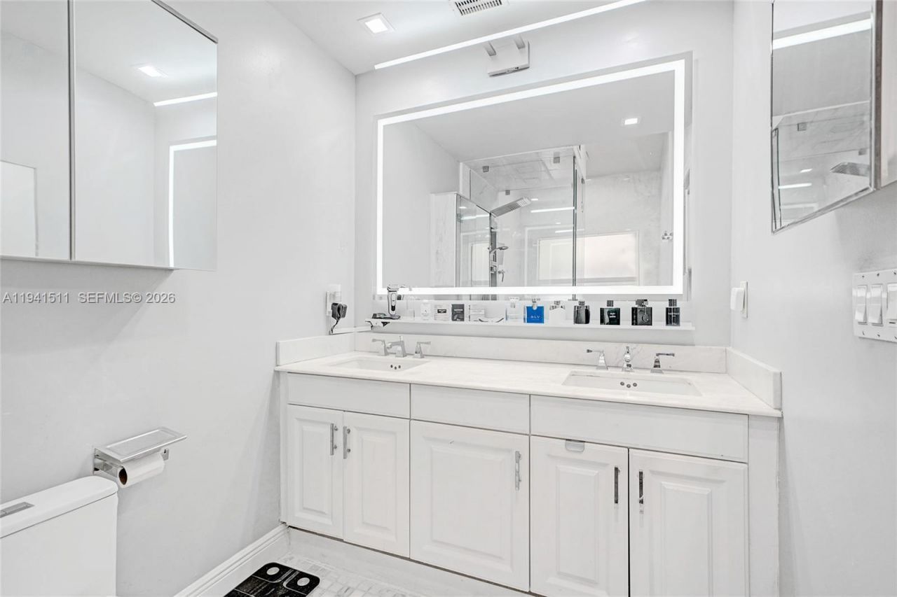 21150 Jib Ct, Unit J12, Aventura, FL 33180 Photo