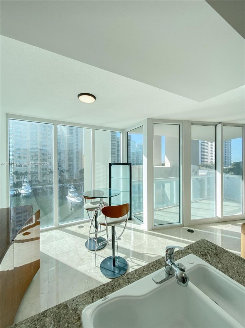 3370 NE 190, Unit 615, Aventura, FL 33180 Photo
