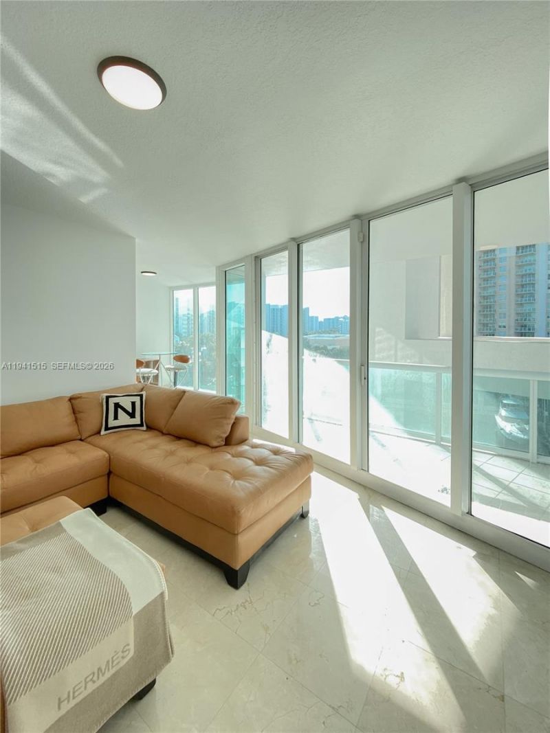 3370 NE 190, Unit 615, Aventura, FL 33180 Photo