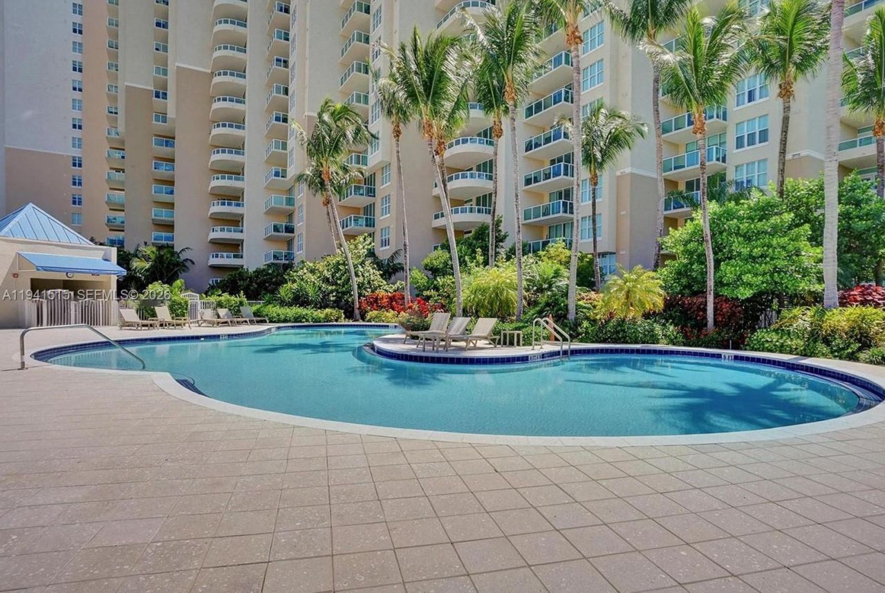 3370 NE 190, Unit 615, Aventura, FL 33180 Photo