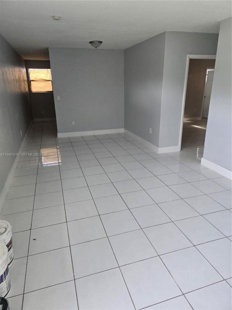 1420 NW 111th St, Miami, FL 33167 Photo