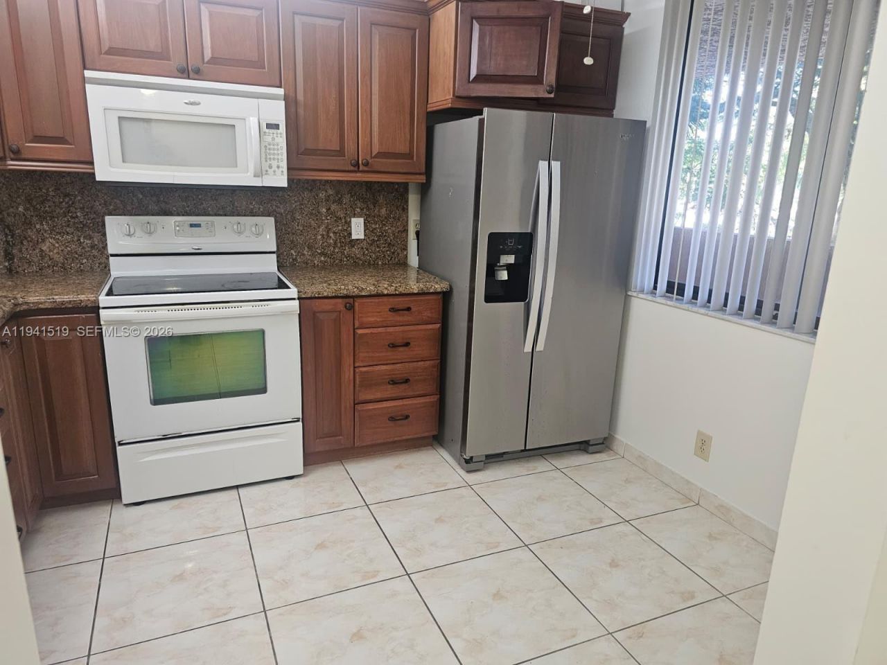 8592 W Sunrise Blvd, Unit 209, Plantation, FL 33322 Photo