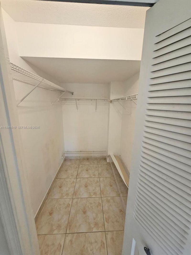 8592 W Sunrise Blvd, Unit 209, Plantation, FL 33322 Photo