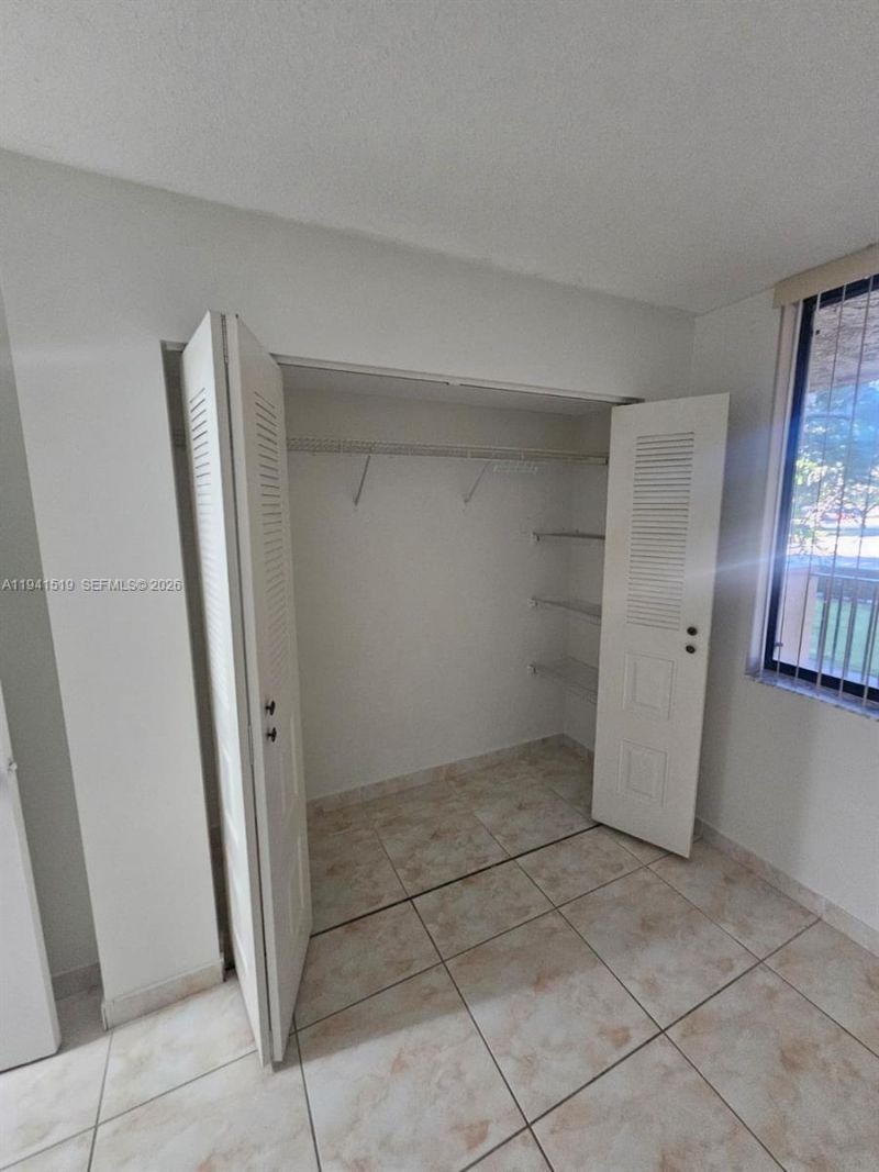 8592 W Sunrise Blvd, Unit 209, Plantation, FL 33322 Photo