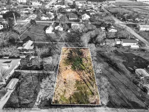 605 E Adams Street, Itasca, TX 76055