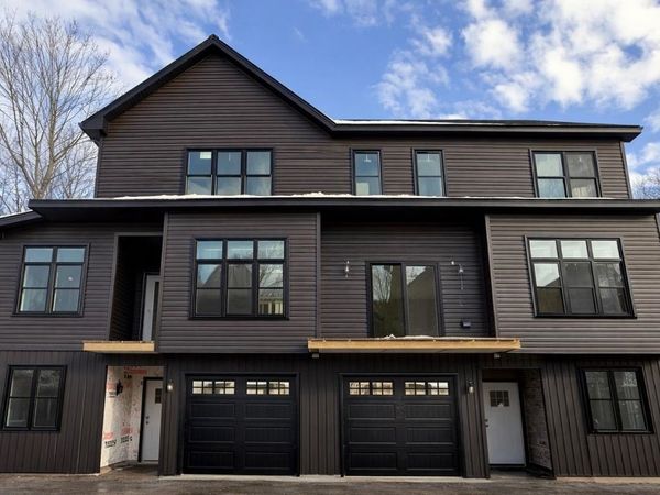 66 Boulder Ridge Drive, Unit 52, Laconia, NH 03246