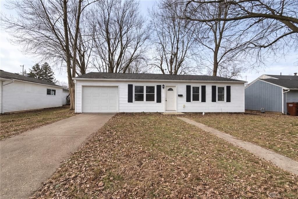 324 Blaine Avenue, Piqua, OH 45356 Main Photo